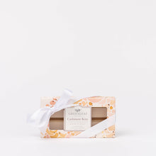Load image into Gallery viewer, Cashmere Kiss Wax Bar