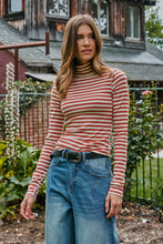 Load image into Gallery viewer, Contrast Seam Turtleneck Knit Top