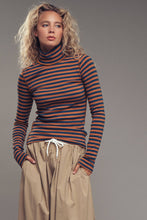 Load image into Gallery viewer, Contrast Seam Turtleneck Knit Top
