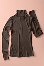 Load image into Gallery viewer, Contrast Seam Turtleneck Knit Top