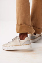 Load image into Gallery viewer, Scotty Sneakers