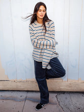 Load image into Gallery viewer, GIRL GUIDE SWEATER - SAND