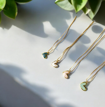Load image into Gallery viewer, Gold heart necklace: Pearl