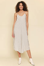 Load image into Gallery viewer, Mystree Silk Linen Stripe Jumpsuit
