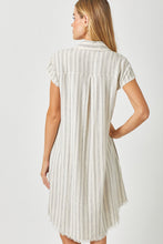 Load image into Gallery viewer, FRAYED LINEN SHIRT DRESS
