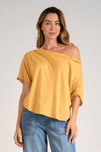 Load image into Gallery viewer, TOP S/S DRAPE FRONT
