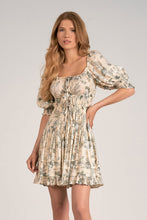 Load image into Gallery viewer, DRESS S/S SMOCK SQUARE NK
