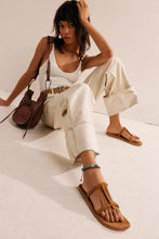 Load image into Gallery viewer, Hadden Sandals
