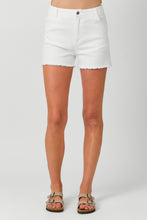 Load image into Gallery viewer, WASHED DENIM SHORTS
