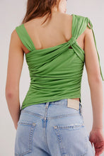Load image into Gallery viewer, Dancing In The Sand Tank
