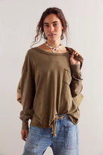 Load image into Gallery viewer, Fade Into You Tee
