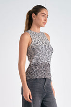 Load image into Gallery viewer, Hi-Neck Sleeveless Sweater
