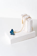 Load image into Gallery viewer, Tiny Flutter Necklace
