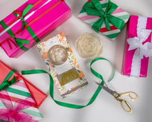 Load image into Gallery viewer, Orange &amp; Honey Flower Diffuser

