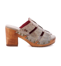 Load image into Gallery viewer, Profile view of Enticing by Bed Stu leather clog sandal in the color Icicle.
